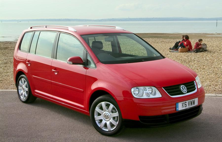  Volkswagen Touran 2005 года  (фото 1 из 5)